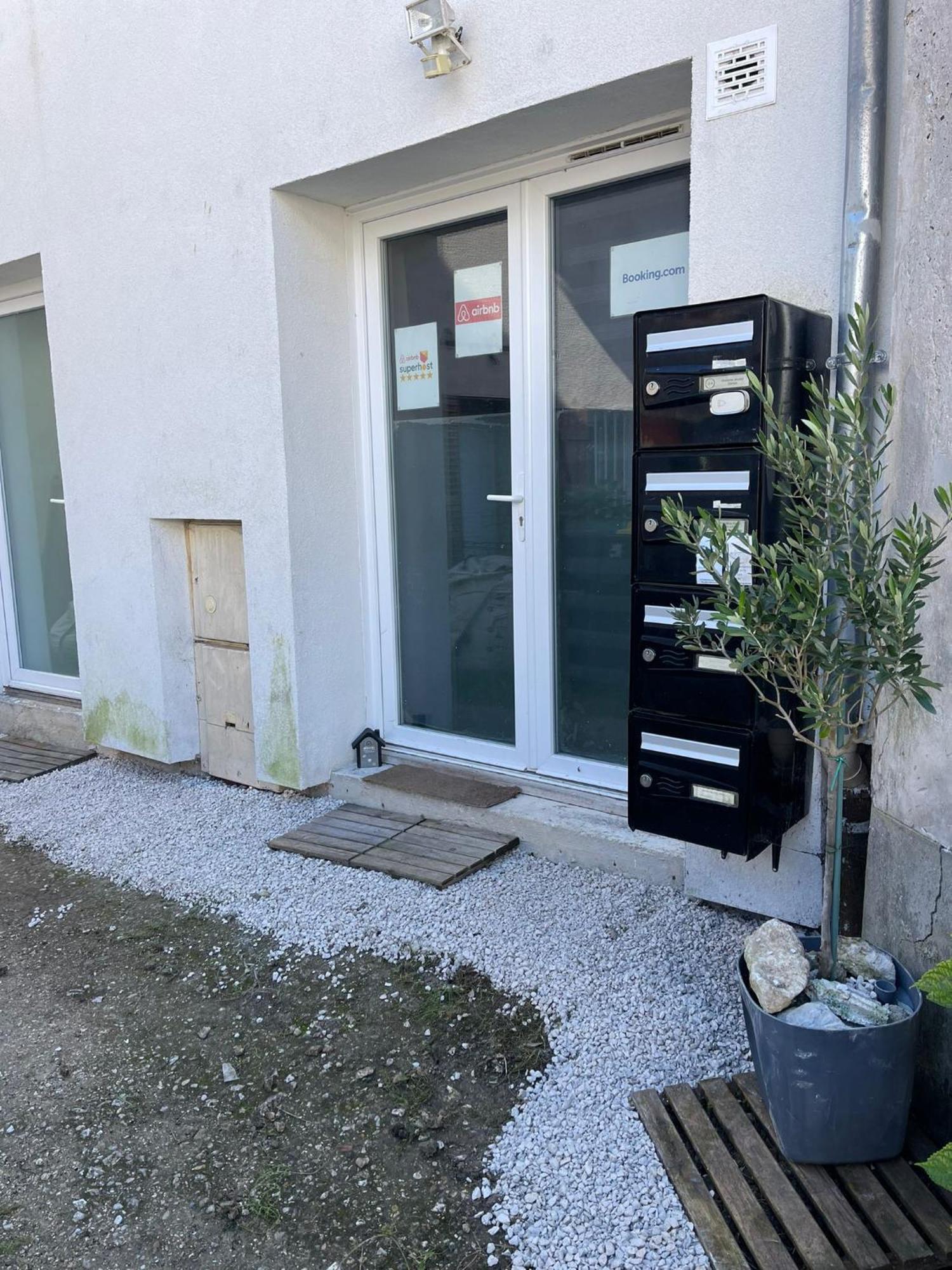 Appartement Villiers Sur Morin Proche De Disneyland Εξωτερικό φωτογραφία